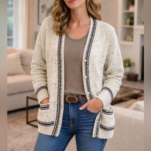 Vintage Da Vinci | M | vintage wool button front v neck cozy cardigan